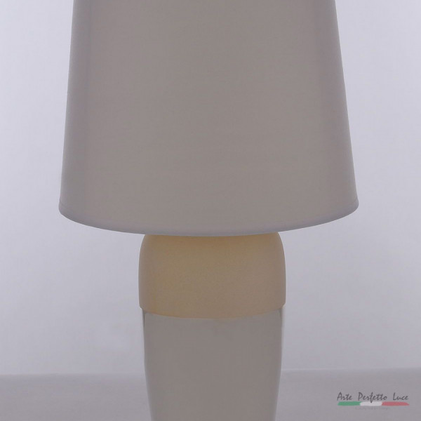 Настольная лампа с абажуром APL223HAT12241 WHITE